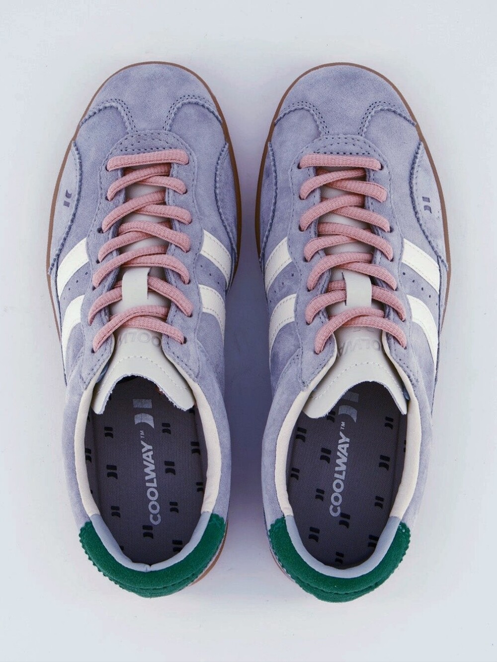👟NWT COOLWAY KizunaLight Lavender Suede Sneakers with Pink Laces. Size 8